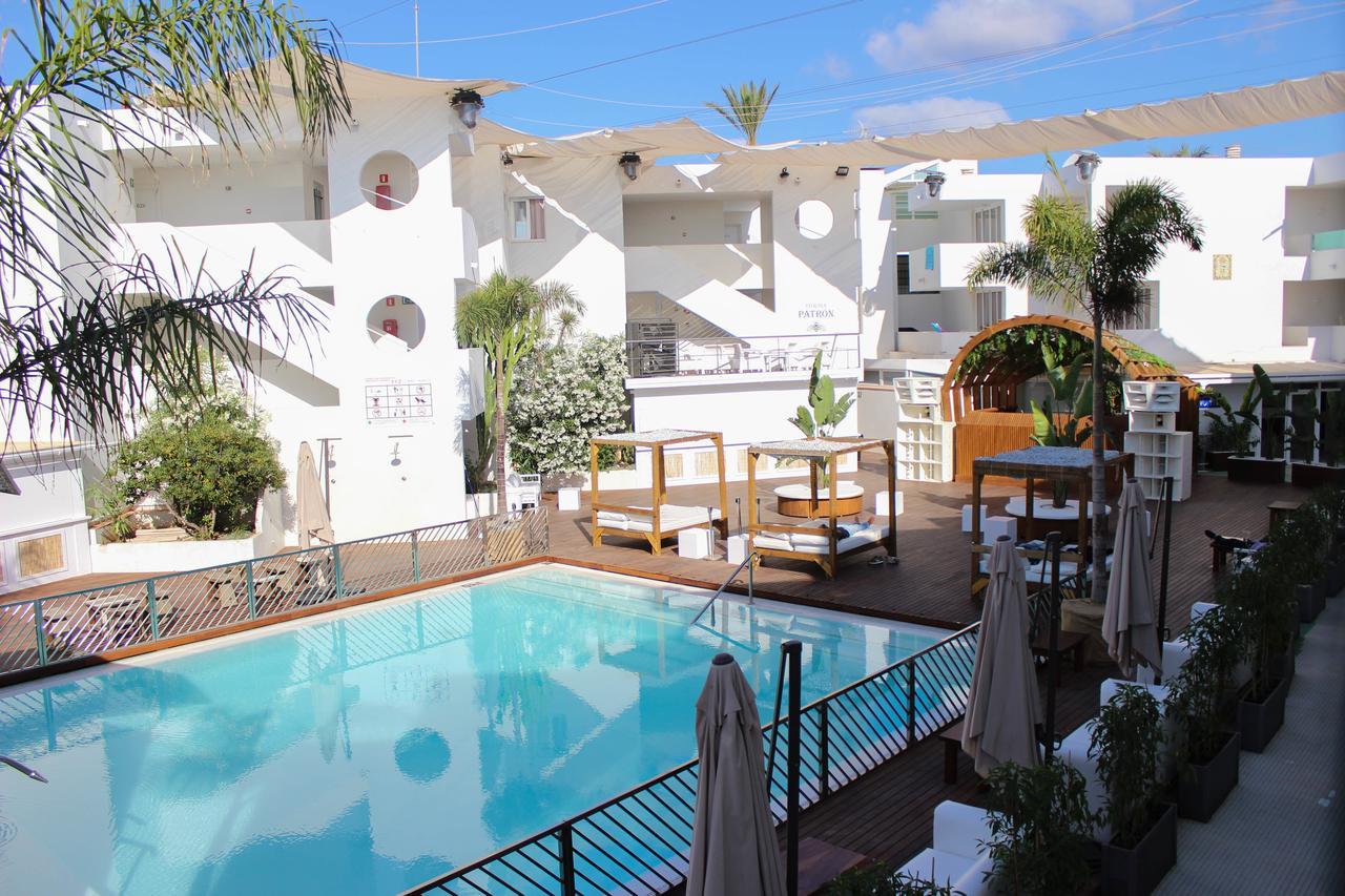 Apartamento com Vista Piscina
