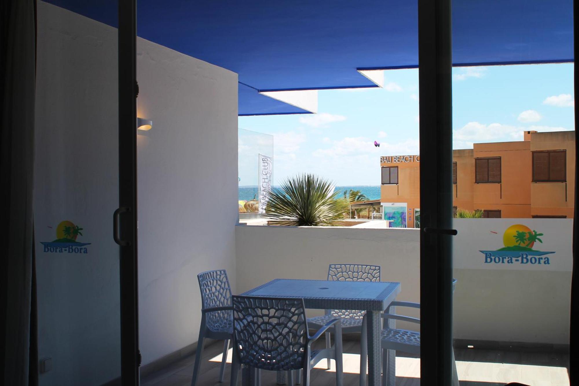 Apartamento com 1 Quarto e Vista Mar